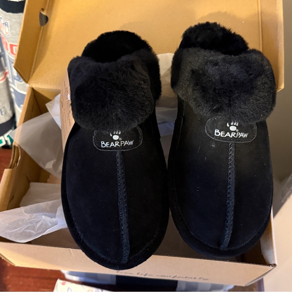 Bearpaw Women's Black Faux Fur Clog Slippers